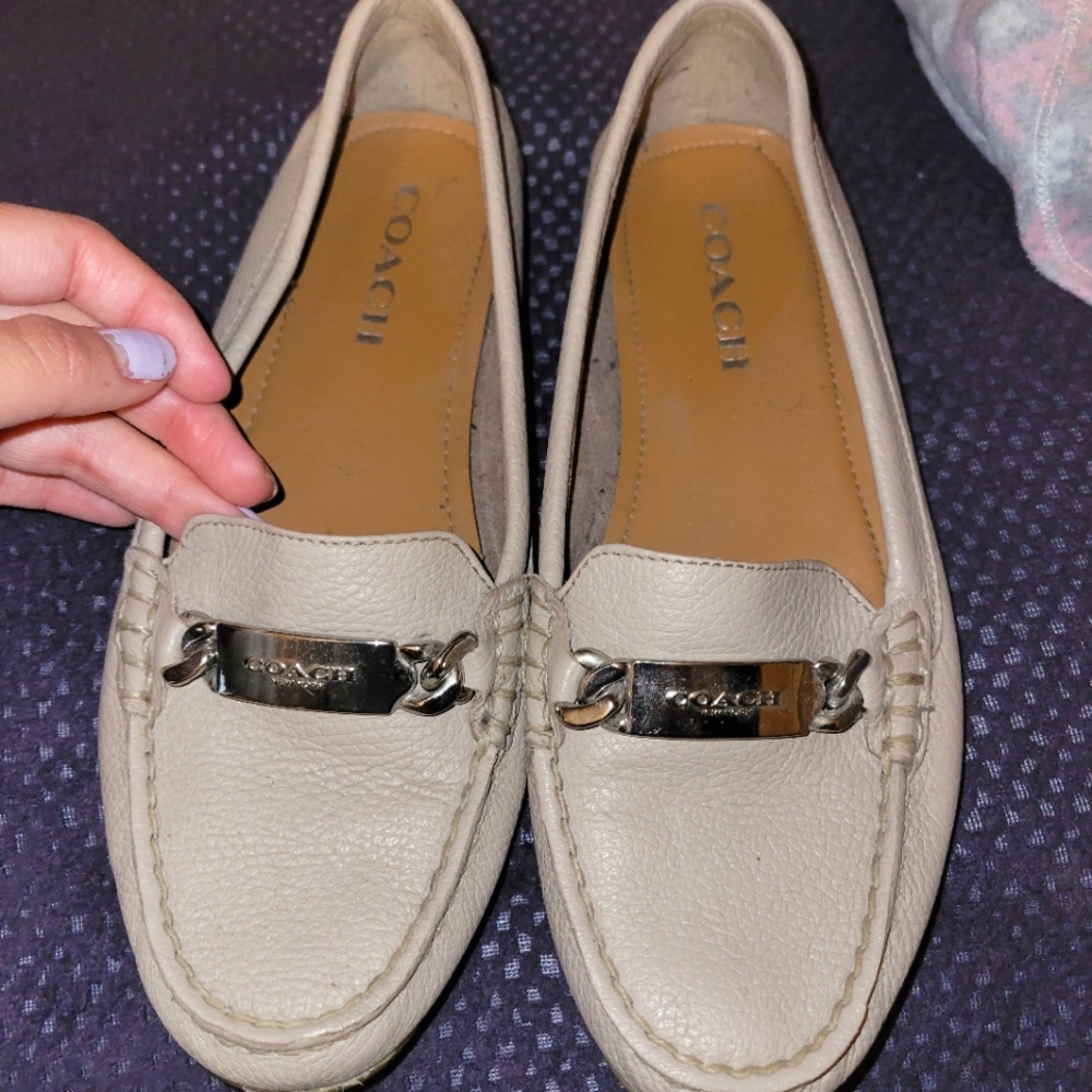 ❌️ SOLD ❌️ Coach flats size 6.5